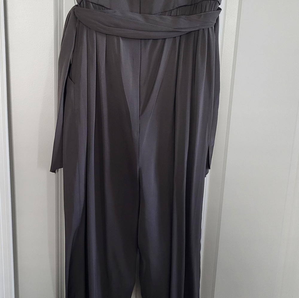 Jumpsuit - Picture 4 of 4